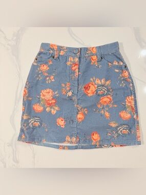NWOT LOVESHACKFANCY
Faded denim floral corduroy Hollywood Mini Skirt